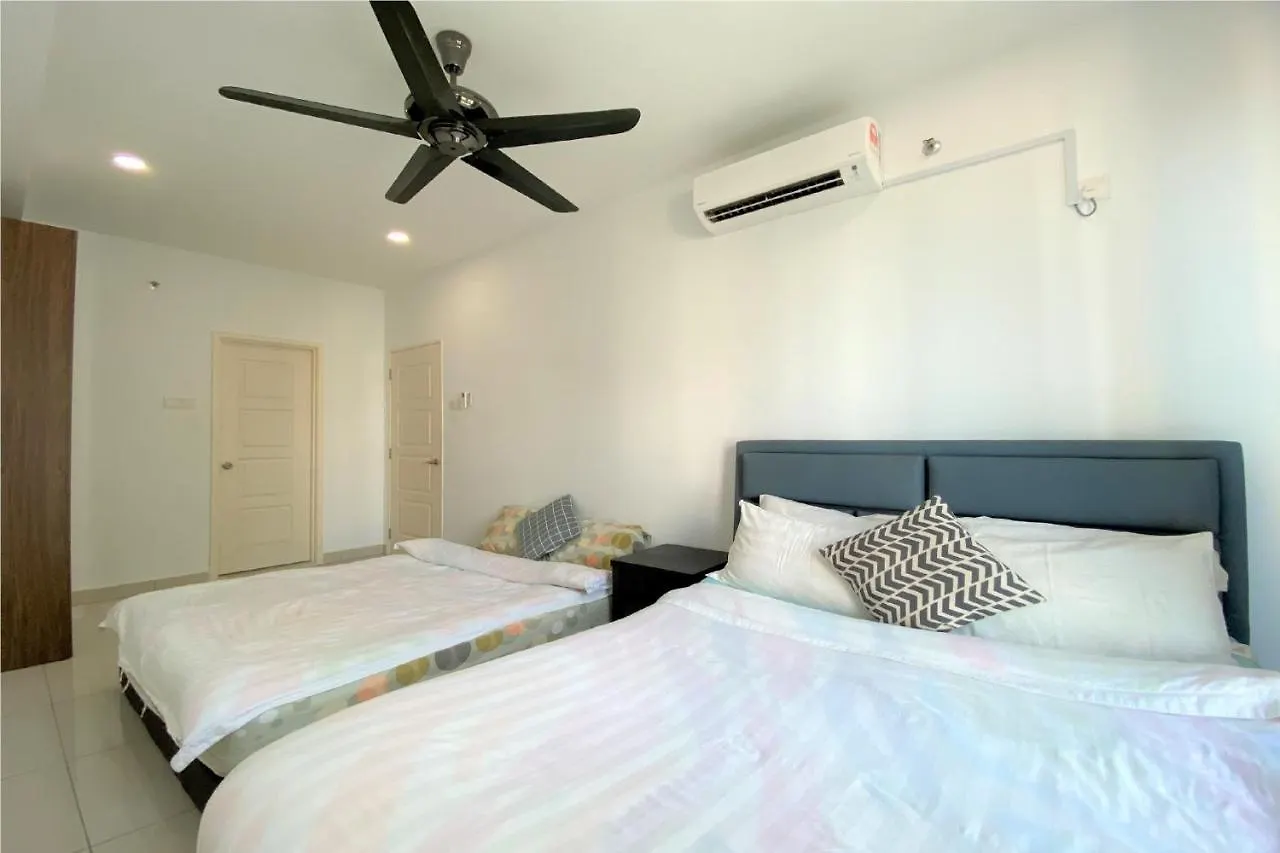 Oyo 90192 Mo Suites George Town