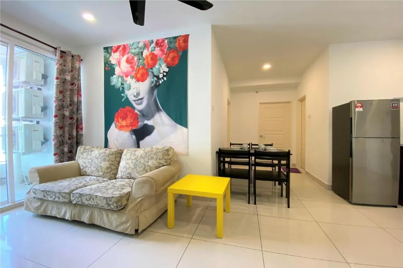 Oyo 90192 Mo Suites George Town